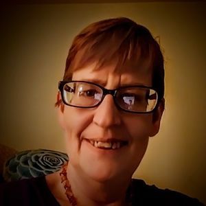 Meet your Posher, Johnnye